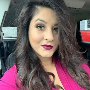 Meet your Posher, Jasmine